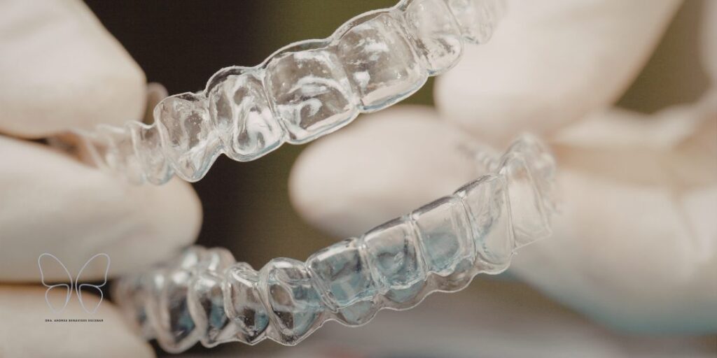 Ortodoncia Invisible (Alineadores) vs. Brackets: La comparativa definitiva para adultos